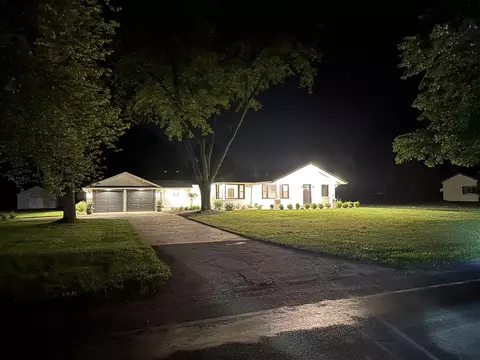 5717 E H, Kalamazoo, MI 49048