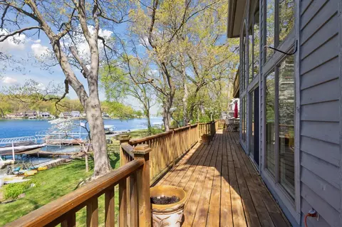Exterior - 462 E Gull Lk, Augusta, MI 49012 photo 5 of 14
