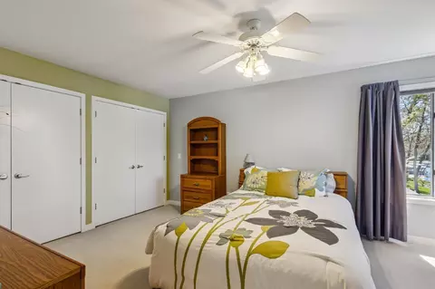 Bedroom - 462 E Gull Lk, Augusta, MI 49012 photo 5 of 9