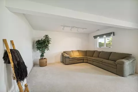 Living - 462 E Gull Lk, Augusta, MI 49012 photo 9 of 9