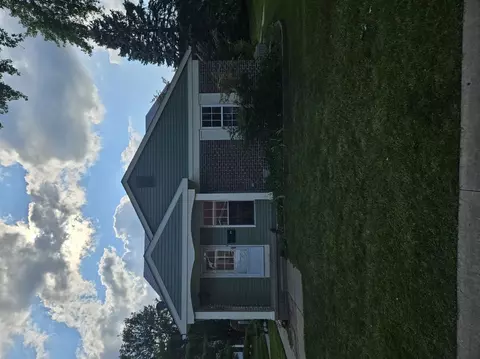 1496 Wingate, Ypsilanti, MI 48198