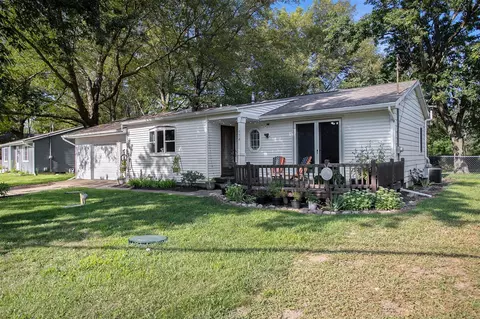Exterior - 774 Glenview, Plainwell, MI 49080 photo 3 of 6