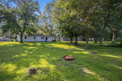 Exterior - 774 Glenview, Plainwell, MI 49080 photo 4 of 6