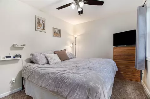 Bedroom - 774 Glenview, Plainwell, MI 49080 photo 3 of 8