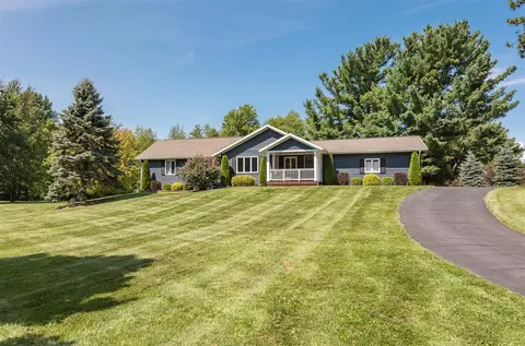 15465 Fillmore, West Olive, MI 49460