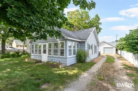 17 50th, Grand Rapids, MI 49548