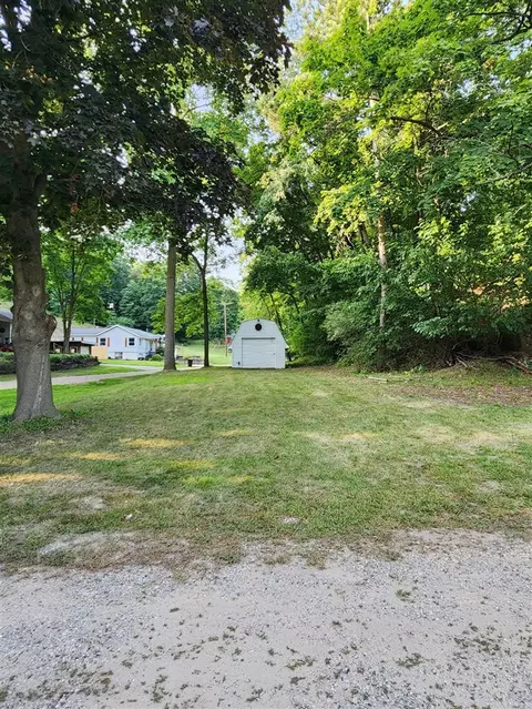 800 E Main, Ionia, MI 48846 photo 8