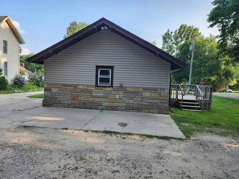 800 E Main, Ionia, MI 48846 photo 5
