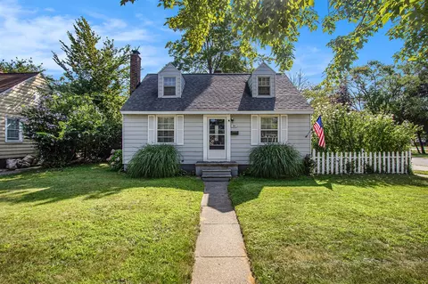 2680 Bellevue, Norton Shores, MI 49441