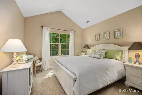1021 Bridge Crst, Ada, MI 49301 photo 15