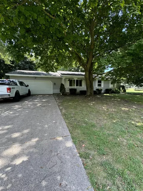 11275 Stebbins, Sparta, MI 49345
