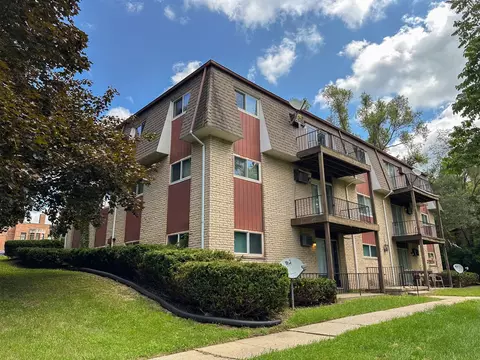 211 E Main, Addison, MI 49220