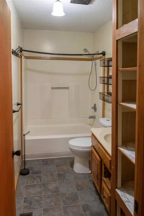 23198 River Run, Mendon, MI 49072 photo 10