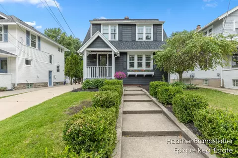 2039 Wealthy, Grand Rapids, MI 49506