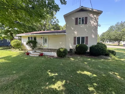 327 N Nottawa, Mendon, MI 49072