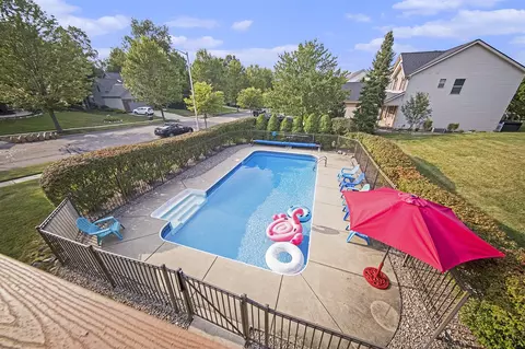 335 E Castlebury, Saline, MI 48176 photo 34