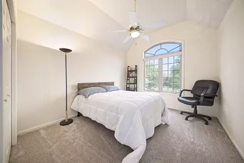 335 E Castlebury, Saline, MI 48176 photo 27