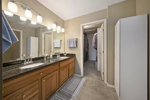 335 E Castlebury, Saline, MI 48176 photo 24