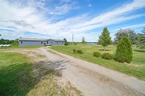 8010 Forest Vw, Clayton, MI 49235