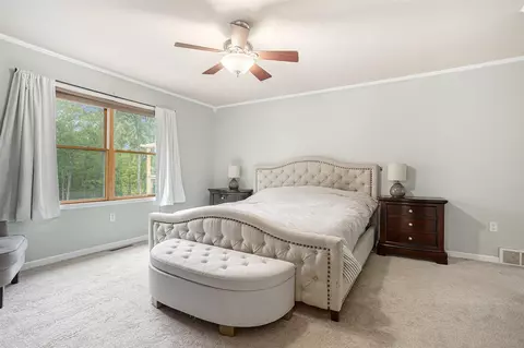 Bedroom - 11770 Edgewood, Bellevue, MI 49021 photo 2 of 6