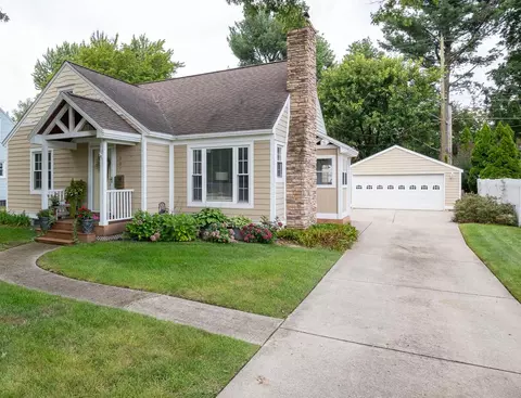 901 Floyd, Wyoming, MI 49509