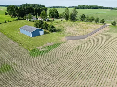 Griffis, Cassopolis, MI 49031 photo 4