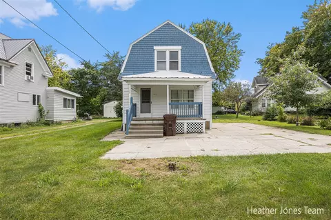 125 Miller, Ionia, MI 48846
