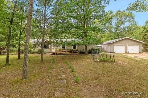 920 S Mathisen, Manistee, MI 49660