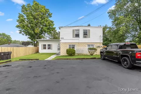 909 Spencer, Grand Rapids, MI 49505