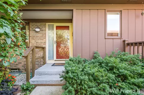 6140 Parview, Grand Rapids, MI 49546