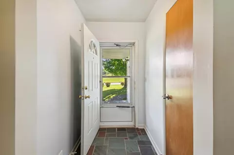 2801 W Morrell, Jackson, MI 49203 photo 8