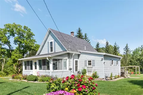 541 W Oak, Fremont, MI 49412