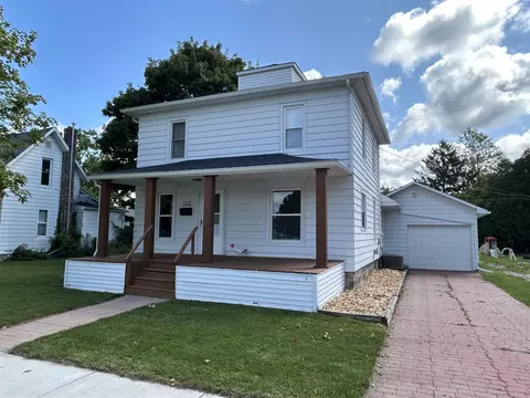 1318 Pearl, Lake Odessa, MI 48849