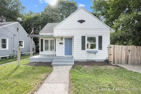 1741 Burlingame, Wyoming, MI 49509