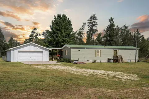 4694 W Moore, Irons, MI 49644