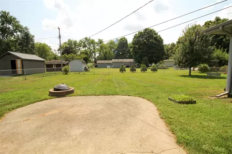 17197 Moorepark, Three Rivers, MI 49093 photo 5
