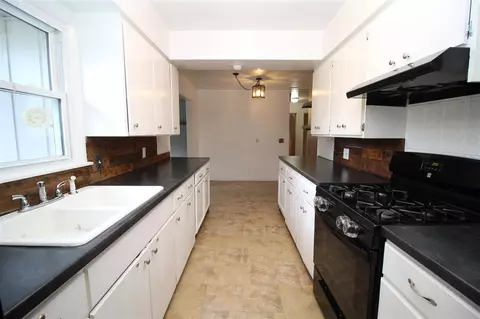 17197 Moorepark, Three Rivers, MI 49093 photo 13