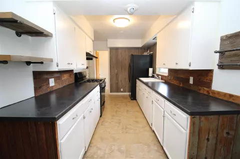 17197 Moorepark, Three Rivers, MI 49093 photo 16