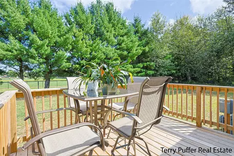 653 E Streambank, Newaygo, MI 49337 photo 13
