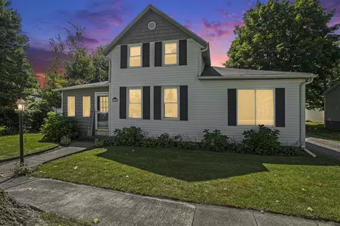 120 E Market, Centreville, MI 49032