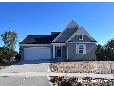 712 Hawthorn #52, Middleville, MI 49333