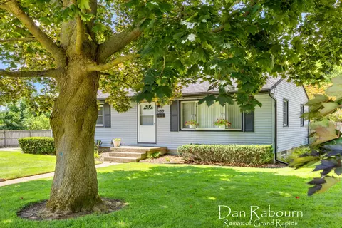 5189 Haughey, Wyoming, MI 49548