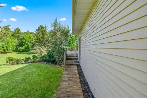 1830 Noon, Jackson, MI 49201 photo 25