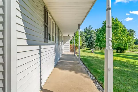 1830 Noon, Jackson, MI 49201 photo 24