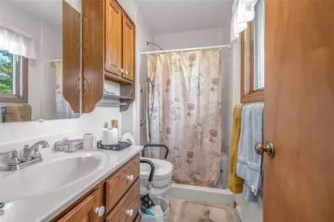1830 Noon, Jackson, MI 49201 photo 51