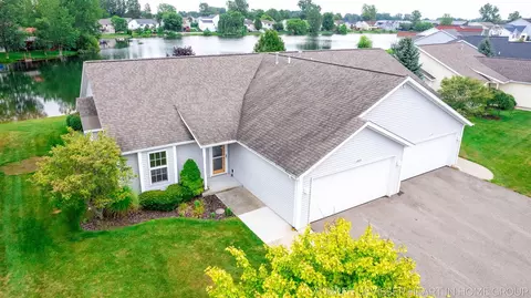 11823 Willow Wood N, Holland, MI 49424