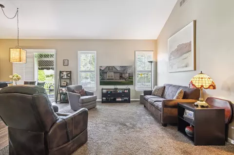1614 Mallard Pond, Howell, MI 48855 photo 9