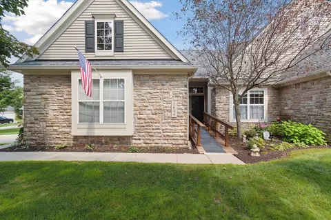 1614 Mallard Pond, Howell, MI 48855