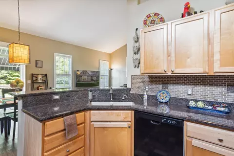 1614 Mallard Pond, Howell, MI 48855 photo 18
