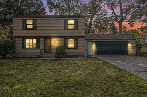 3030 Wellwood, Norton Shores, MI 49441
